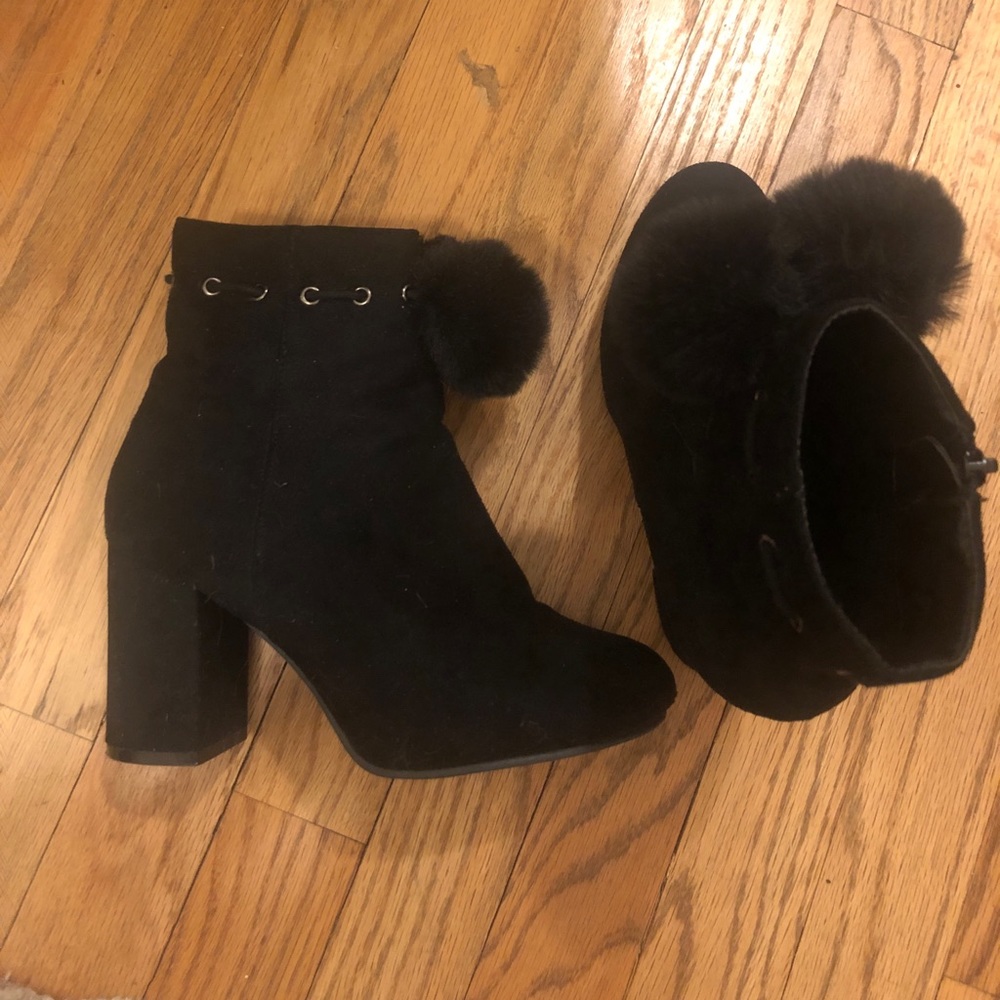 pom pom booties